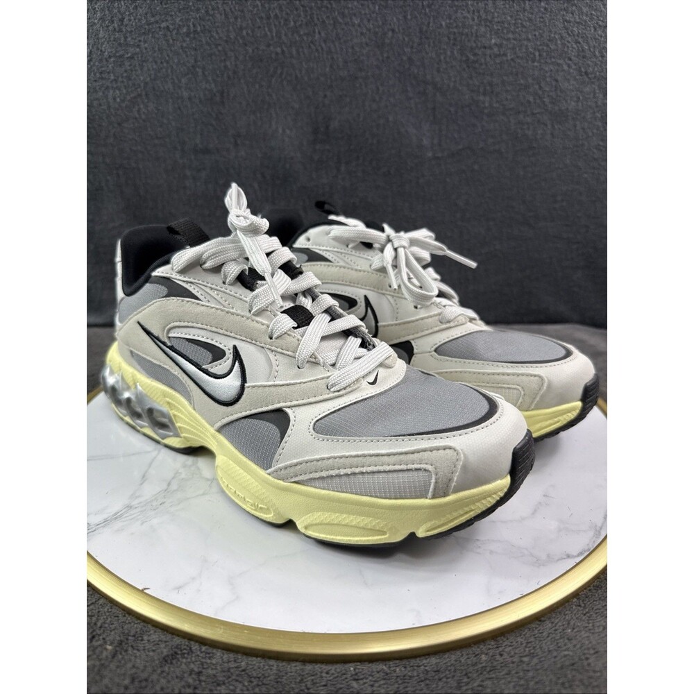 Nike Zoom Air Fire Women Size 8 Grey Yellow Silver Athletic Running Sneakers EUC